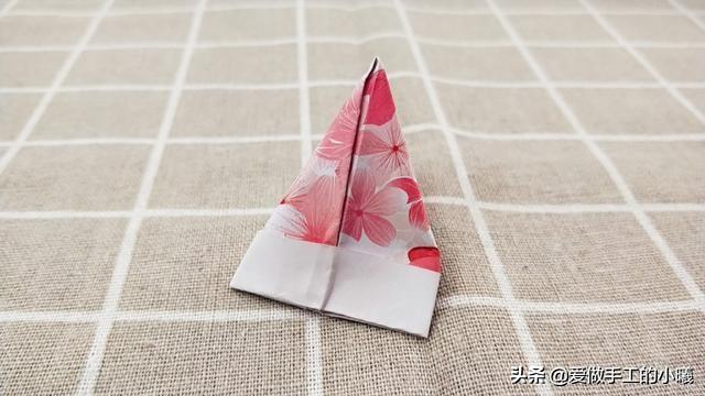小礼物盒怎么折,包礼物怎么包