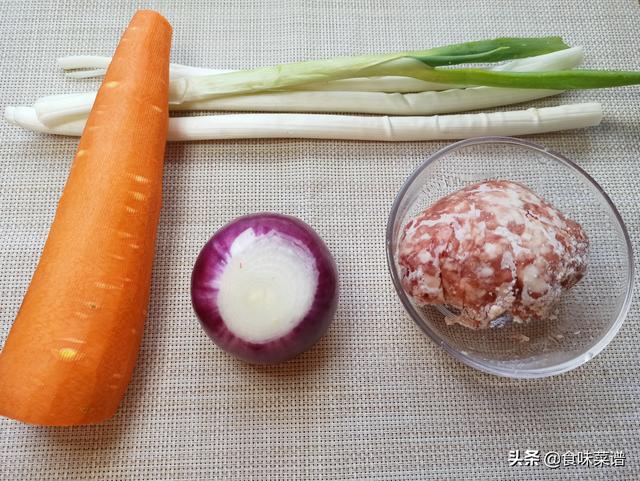 餃子皮別浪費了，教你4種創新吃法，皮脆餡香，上桌孩子們搶著吃 熱愛美食 第40张