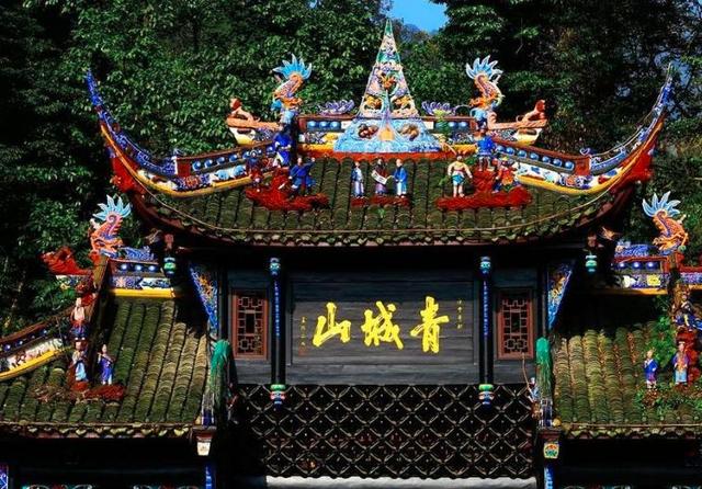 胡黄白柳灰五仙，东北人供奉的“胡黄白柳灰”5位大仙都是啥（民间五大仙家“狐黄白柳灰”）