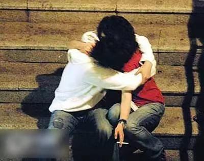 “太子基”，郑中基的劲爆情史和背后势力