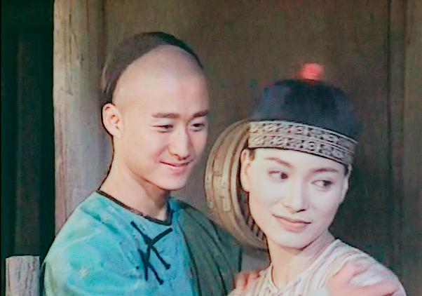 「沒500萬不嫁」到50歲仍單身，曾嫌吳京窮的樊亦敏，可曾後悔？ 娛樂八卦吃瓜 第8张