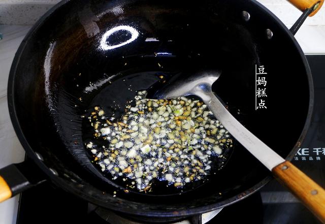 冬天燉土豆，這做法很多人都沒吃過，鮮香味美，尤其適合孩子 熱愛美食 第6张
