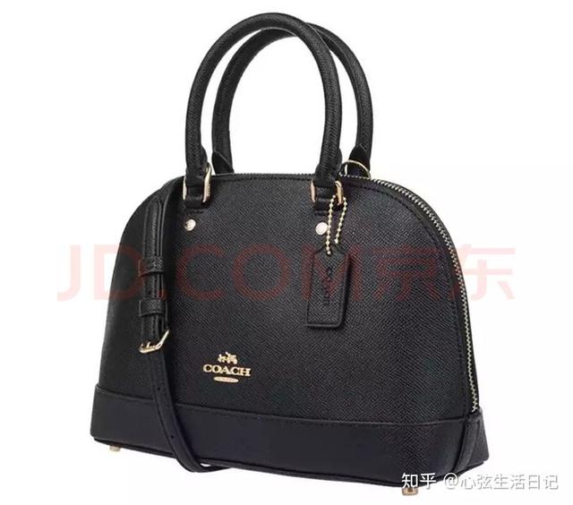 送女友哪些礼物绝不会出错？ 情人节送女朋友什么礼物比较有意义