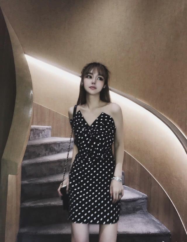 周揚青曬素顏照，32歲皮膚依舊水嫩，網友：不化妝更可愛清純 娛樂八卦吃瓜 第5张