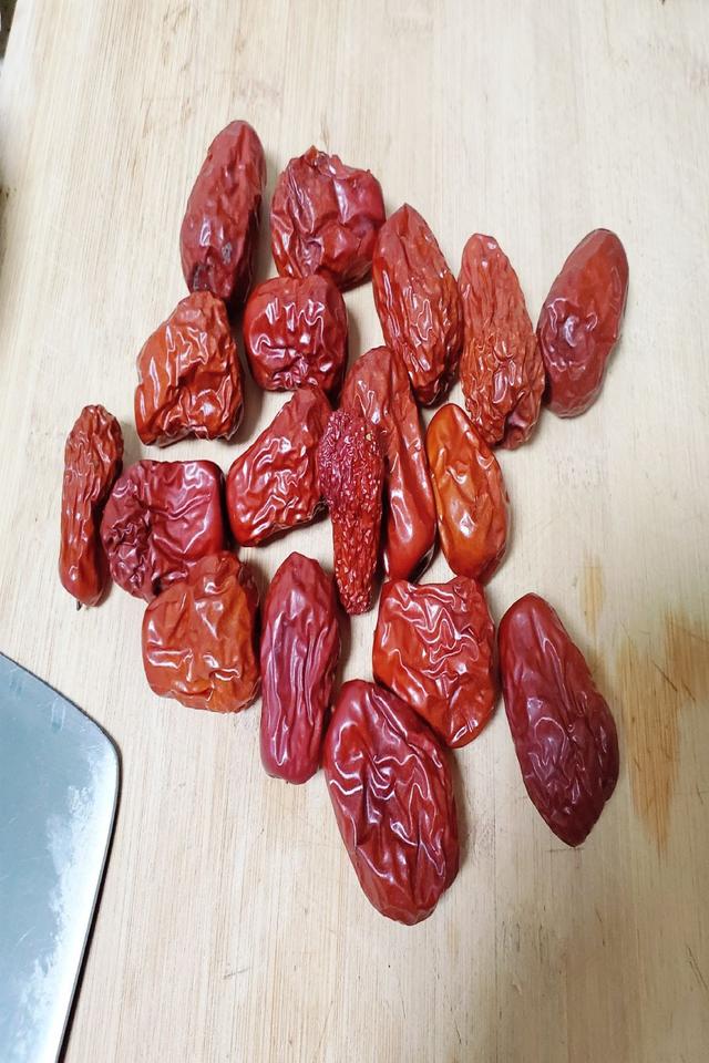 打呼噜的偏方有哪些（鼻塞打鼾什么原因怎么解决）