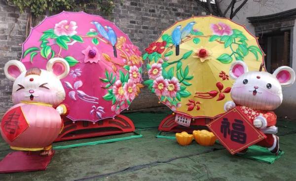 除夕之夜,在我接到的众多微信拜年信息内容中,有几个更为震撼