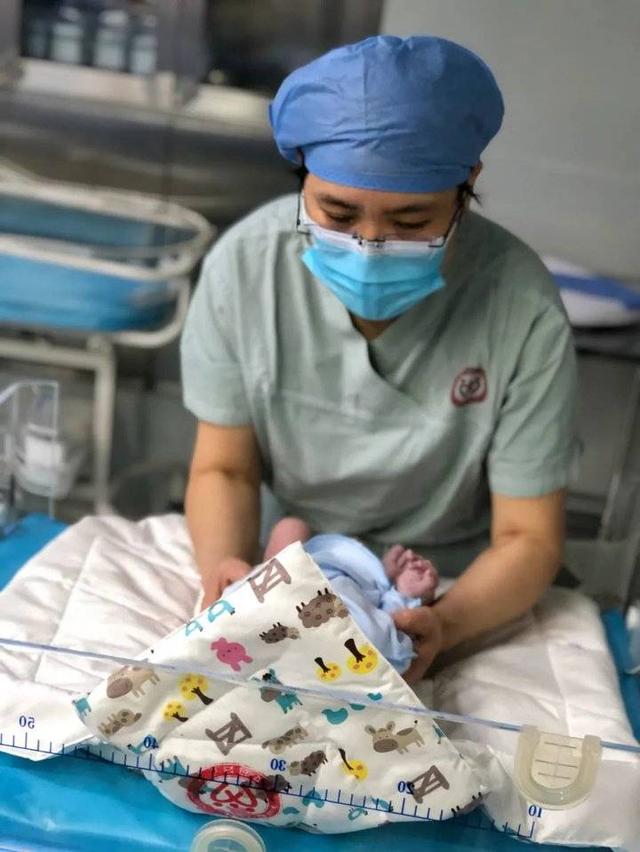 情人节送媳妇什么礼物当新年遇上情人节｜致我的“小情人”，这是美好的情人