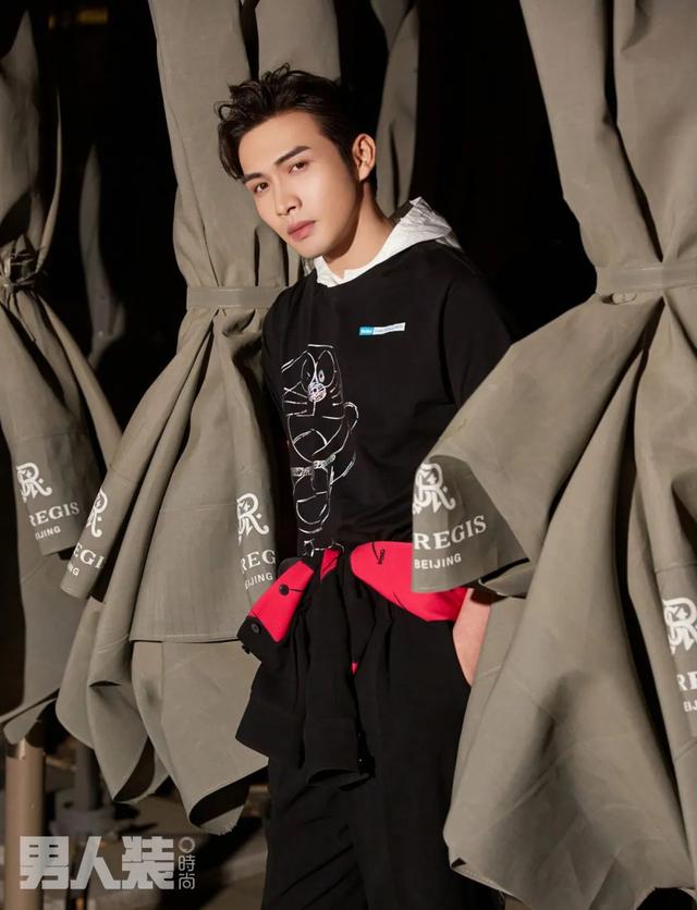 张彬彬是个好演员，但三句不离《英雄联盟》…