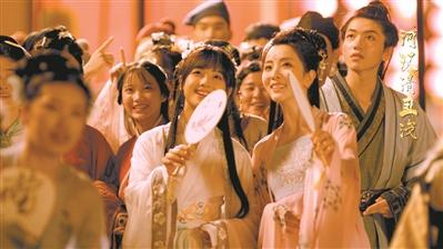 情人节送礼物七夕，打动人的不仅是爱情