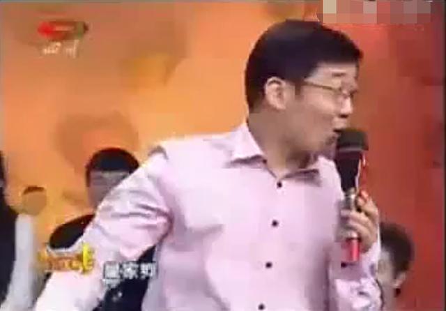 黃家駒念成「黃家狗」，只為博得觀眾一笑，卻毀掉自己的職業生涯 娛樂八卦吃瓜 第8张
