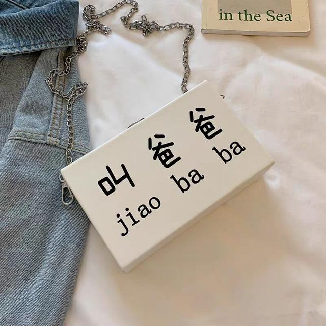 情人节送女朋友什么礼物比较有意义2月14如何宠爱你的女友，“包”治情人节送
