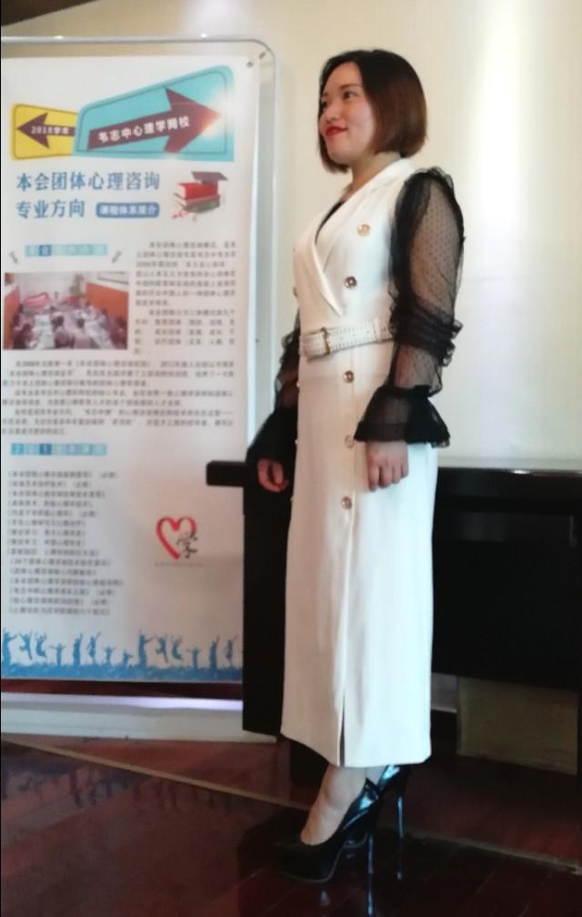 关于什么魅力的提纲 特殊的礼物的作文提纲