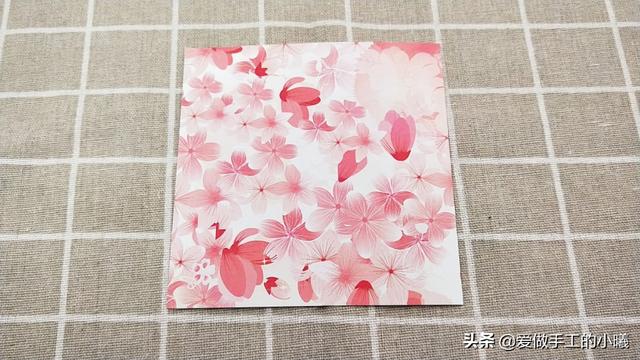 小礼物盒怎么折,包礼物怎么包