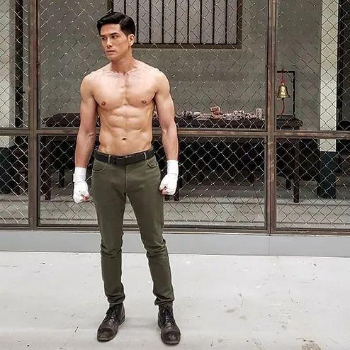 25年過去，《古惑仔》里的肌肉男，現在怎麼樣了？ 健身減肥達人 第17张