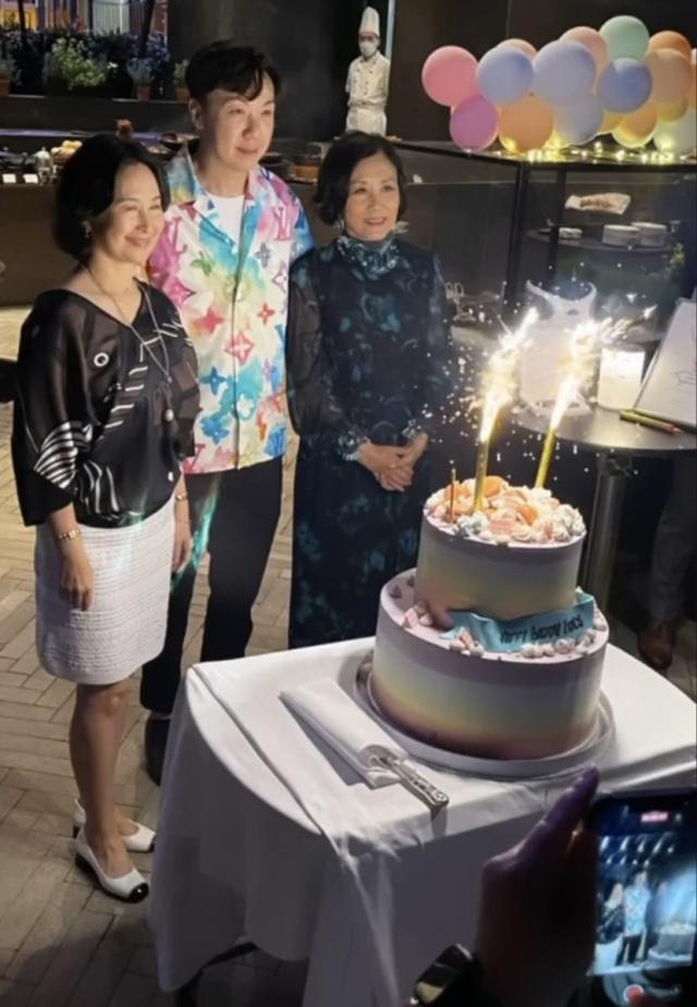 賭王最美女兒何超瓊也老了，現身好友派對面容蒼老，滿臉皺紋 娛樂八卦吃瓜 第7张
