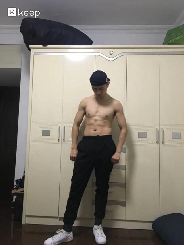 本人健身兩年變化，發生在自己身上的事情。別人的永遠是別人的。 健身減肥達人 第5张