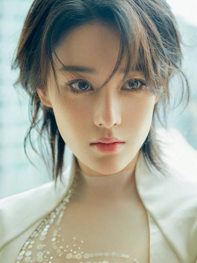 30 Zhang Xinyu S Makeup Look Is Amazing Heroic And Sexy 5 Tips Poke My Heart Luju Bar