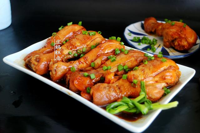 一個超簡單的雞腿吃法，煮10分鍾，蓋蓋一燜，又嫩又入味 熱愛美食 第14张