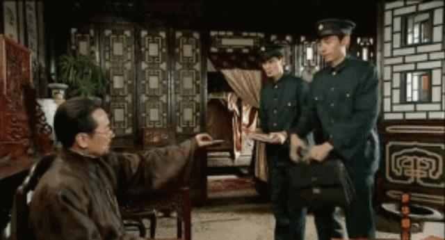 原是京城「公子哥」，卻甘當沈騰的「綠葉」，如今終成影帝 娛樂八卦吃瓜 第4张