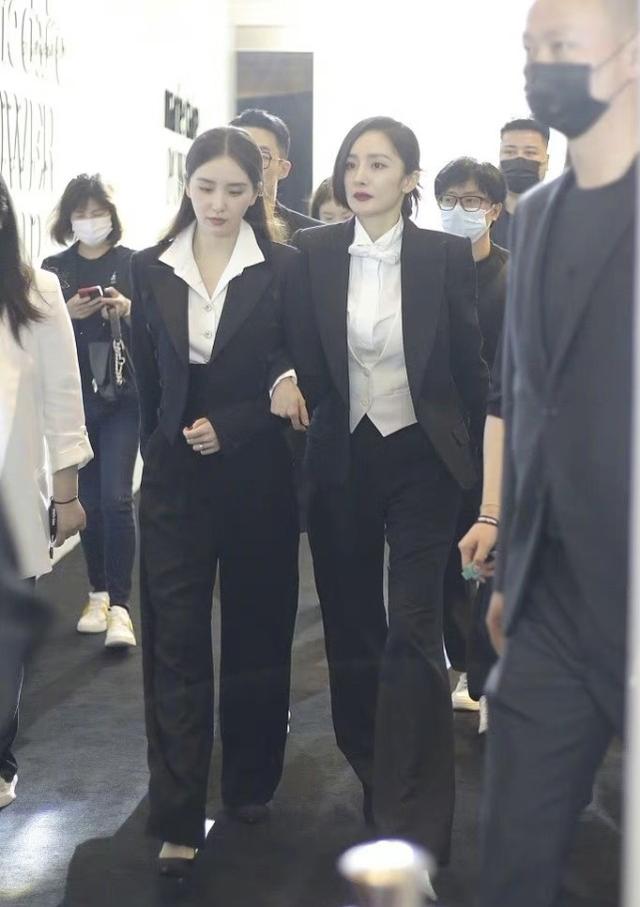 女明星關系太復雜，楊冪劉詩詩重歸於好，和唐嫣卻像「陌生人」 娛樂八卦吃瓜 第3张