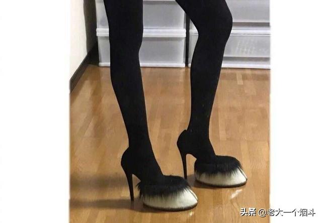情人节送女朋友礼物_12