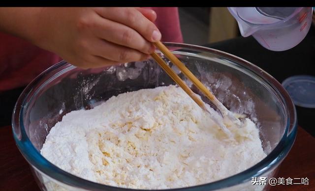 油条的制作方法和步骤（炸油条手法窍门）