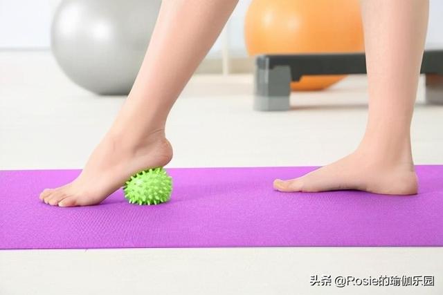 劉詩詩仕女造型驚艷全場，美腿加持似仙女，關注這一點解鎖小鳥腿 健身減肥達人 第24张