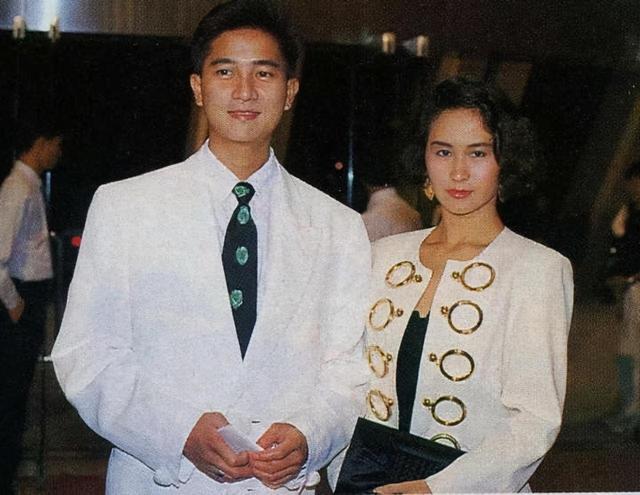 賭王之女何超瓊身份顯赫依舊無法逃脫家族魔咒，攜10億嫁許晉亨 娛樂八卦吃瓜 第13张