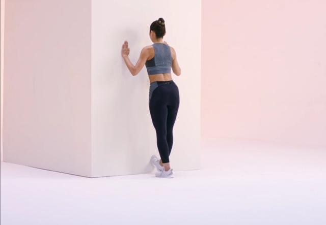 純真無邪、青春無敵，00後的她，美腿誘人，真是迷人的小妖精 街拍正妹 第9张