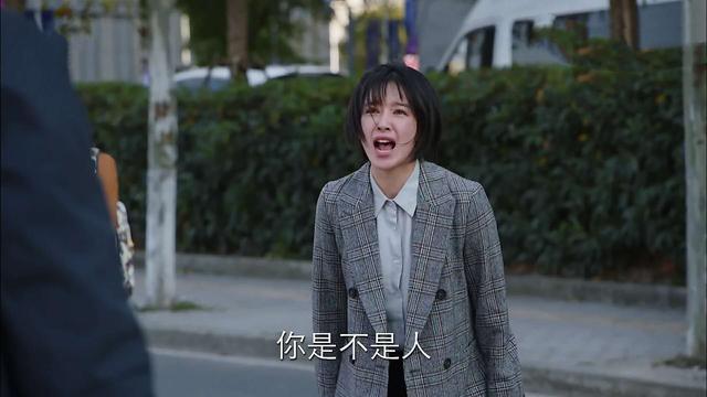想“搞定”一个女人，主动送她3样东西就够了 七夕送什么礼物给女朋友