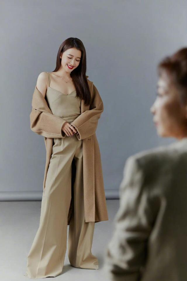 「京圈太子妃」孫怡曬和親媽合影，母女倆如同復制粘貼，基因強大 娛樂八卦吃瓜 第1张