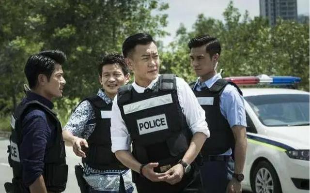 身價50億富豪把演戲當愛好，專愛跑龍套，張嘉譯：片酬不夠油費 娛樂八卦吃瓜 第1张