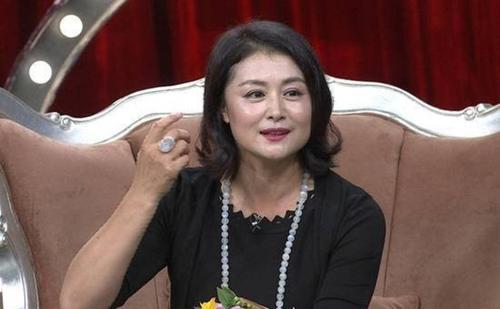 趙本山女兒都要出嫁了，50歲的於月仙為何還不要孩子？ 娛樂八卦吃瓜 第4张