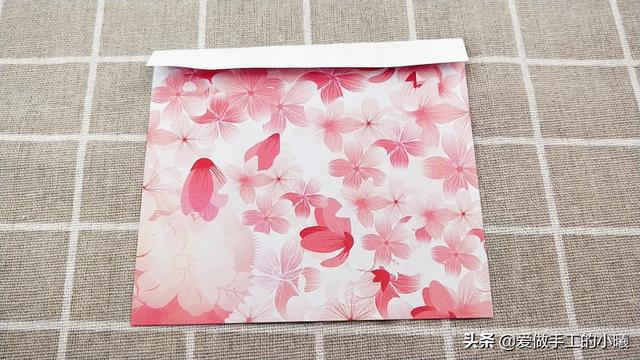 小礼物盒怎么折,包礼物怎么包