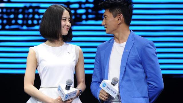 吳奇隆新劇播出，五十一歲扮嫩戀愛，與老婆劉詩詩為兩極端 娛樂八卦吃瓜 第14张