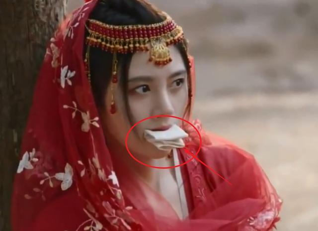 鞠婧禕半永久妝失效？新劇中被指臉崩，哪還有純天然的樣子 娛樂八卦吃瓜 第5张