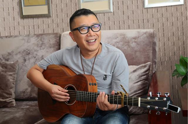憑一首歌賺2億，4次登上春晚後看不起劉德華，如今卻無人問津？ 娛樂八卦吃瓜 第3张