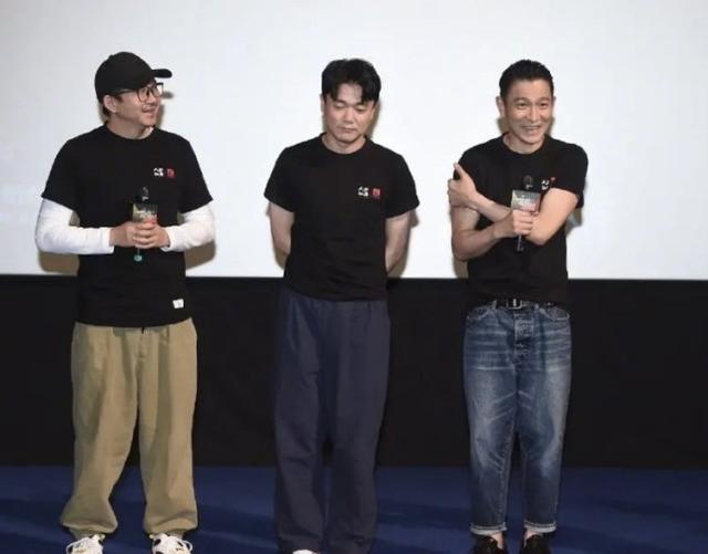 劉德華不愧頂級男神，60歲依舊帥氣逼人，比小12歲郭德綱更年輕 娛樂八卦吃瓜 第8张