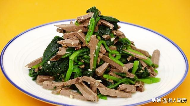 菠菜怎麼做好吃？豬肝怎麼做好吃？天氣炎熱，教你這樣涼拌著吃 熱愛美食 第20张