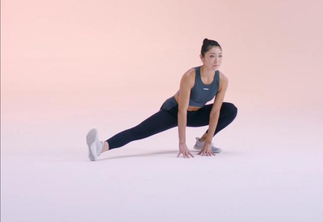 純真無邪、青春無敵，00後的她，美腿誘人，真是迷人的小妖精 街拍正妹 第7张