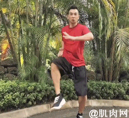49歲的趙文卓，肌肉身材保持得當，氣勢絲毫不減當年 健身減肥達人 第8张