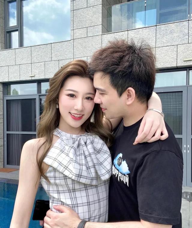 情人节送玫瑰花的含义七夕节，你送了什么礼物给你家小仙女？