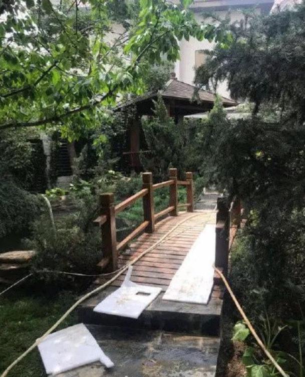 李湘炫富終於翻車！住一晚6000塊酒店，被網友留下幾千條惡評 娛樂八卦吃瓜 第15张