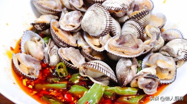 春天，這海鮮抓緊吃，價格便宜，人人吃得起，泡一盤真解饞 熱愛美食 第16张