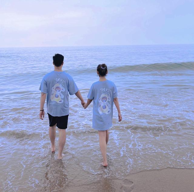 520除了口红还能送什么？五种情侣款供你挑，充满新意又好看 送女朋友什么礼