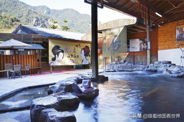 全裸泡温泉没问题！半裸运动绝对不行？日本的潜规则让外国人蒙圈