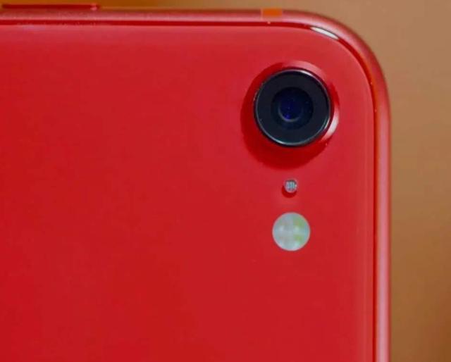 iPhone，iPhone SE 2到底如何？体验之后（它仍会是旗舰价位的主流选择）