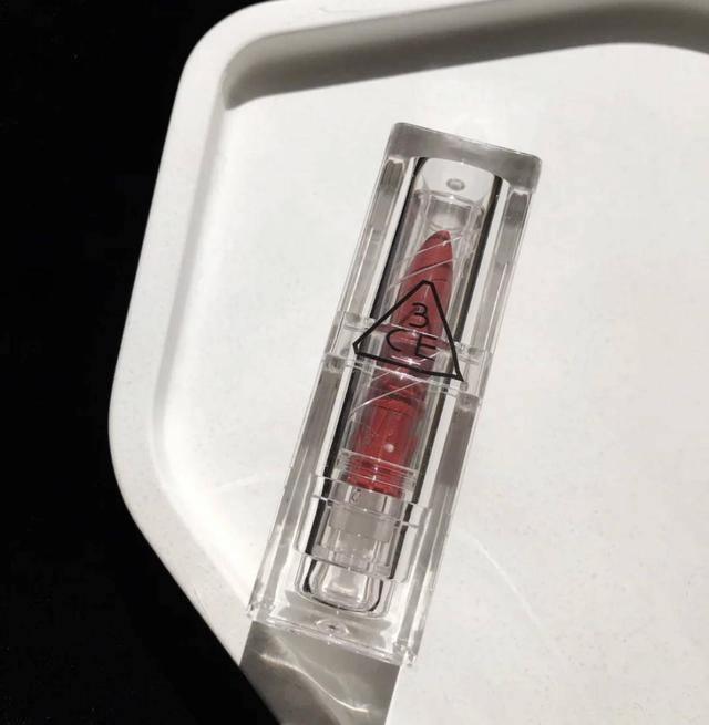 今年情人节流行送什么原来情人节最新撩男秘招是这个
