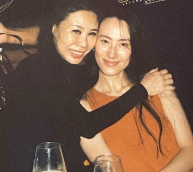 李澤楷前女友梁洛施慶生，曬兒子做的蛋糕很幸福，32歲依舊有韻味 娛樂八卦吃瓜 第4张