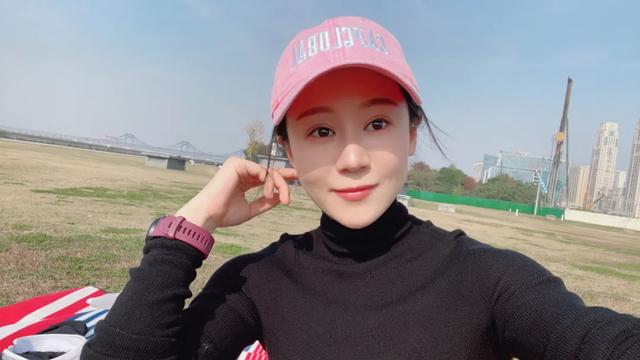 她用慢跑让自身在岁月里沉积出最美丽的人的样子